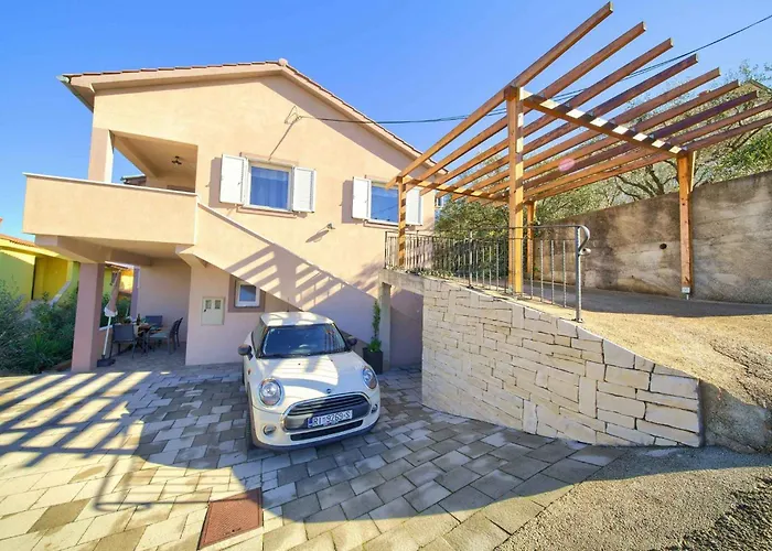 In - Insel Krk 45255 شقة